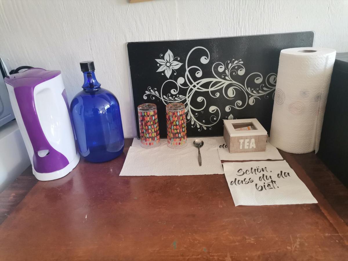 Gaestezimmer Im Altbau Dachgeschoss Mit Kleinem Bad Wlan, Tv Und Parkplatz Lachen Buitenkant foto